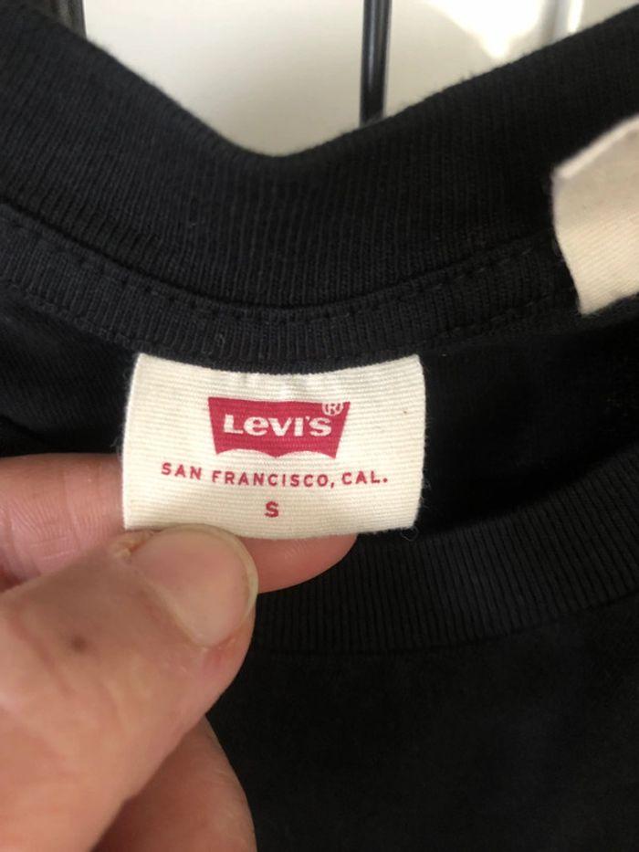 Maillot t. Shirt Levi’s . Taille s - photo numéro 3