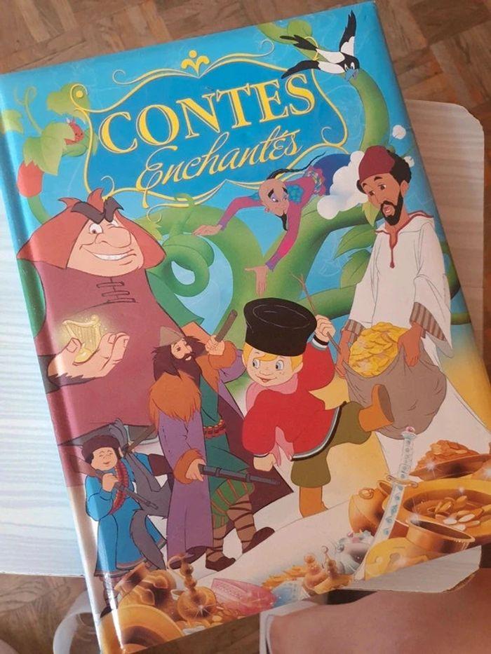 💙Très beau livre de contes enchantés💙 - photo numéro 1