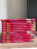 Lot de 14 livres bibliothèques rose Winx club