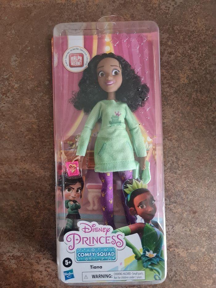 Disney Princess – Comfy Squad Poupée Tiana (Hasbro) NEUVE DANS SA BOÎTE. - photo numéro 1