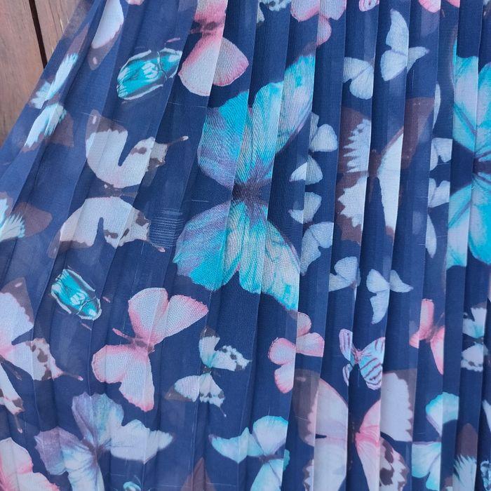 Robe bleue voile motif papillon - photo numéro 4