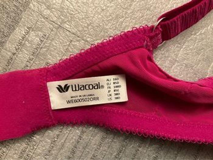 Soutien-gorge fuchsia Wacoal neuf - photo numéro 8