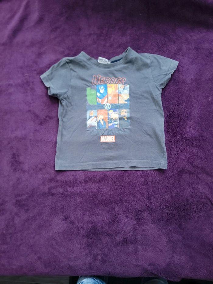 Tee shirt marvel - photo numéro 1