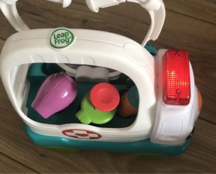 Leap frog bobo ambulance