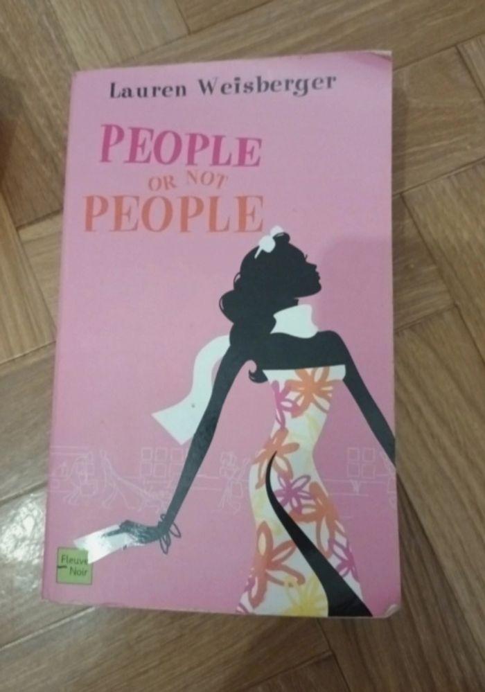 Livre de Lauren Weisberger: People or not people - photo numéro 1