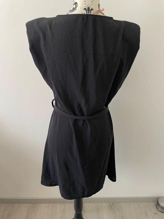 Robe noir fluide sans manche à épaulette et ceinture neuf Jelis Jelis taille 38 - photo numéro 4