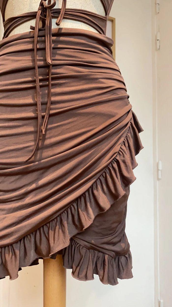 Robe sexy I am Gia taille XS avec lien moulante marron - photo numéro 3