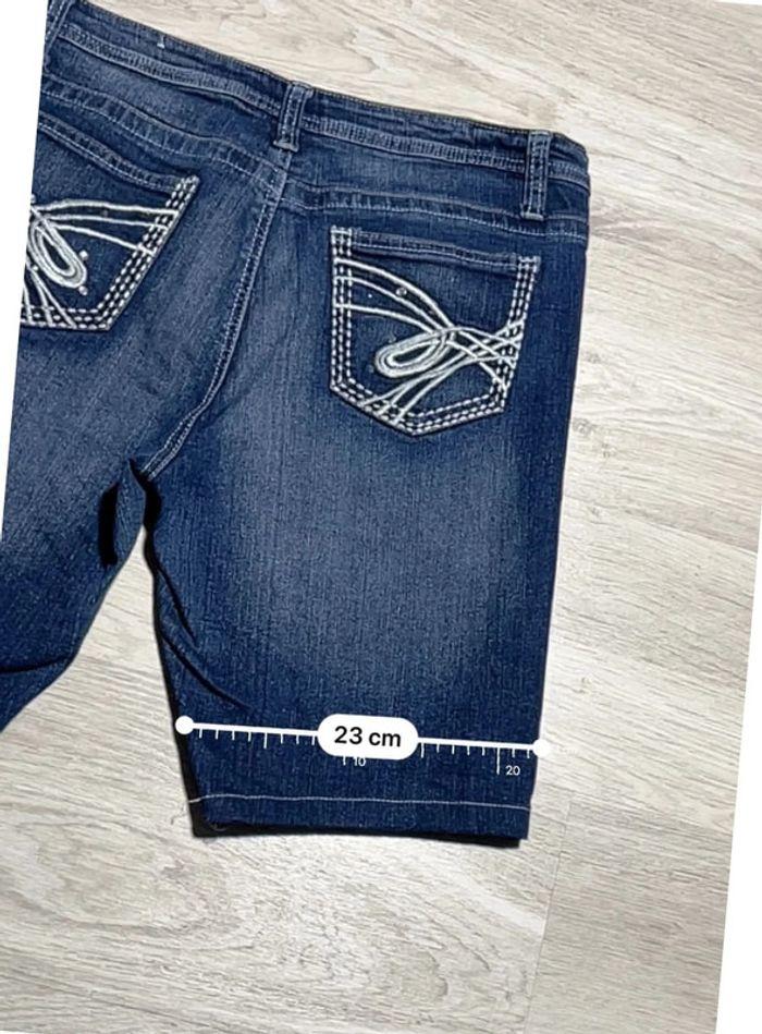 🩳 Short vintage brodé hip hop en jean Bleu Taille S-M 🩳 - photo numéro 3