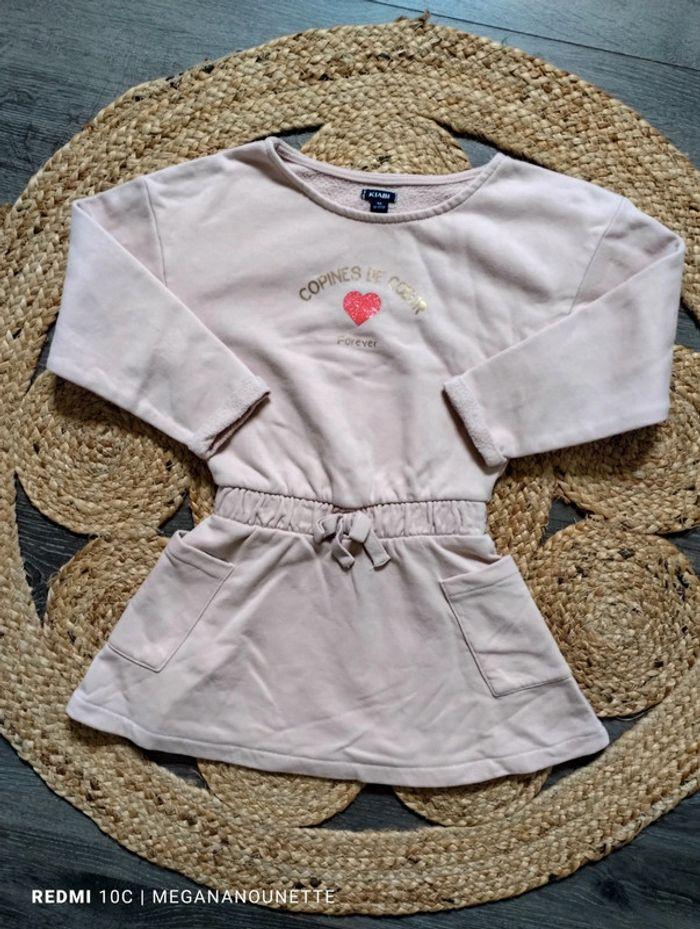 🦋 Jolie robe rose poudré manche longue 4 ans Kiabi - photo numéro 1