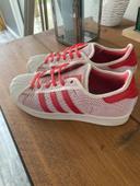 Superstars adidas rouge vintage taille 38