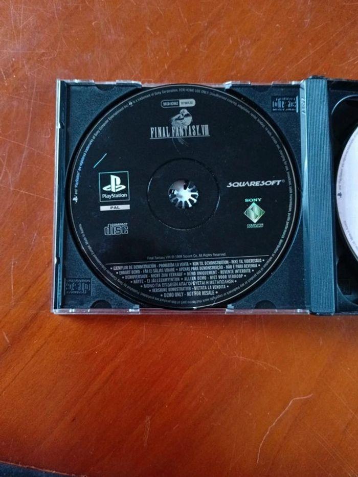 Jeux PS1 : final fantasy VIII - photo numéro 7