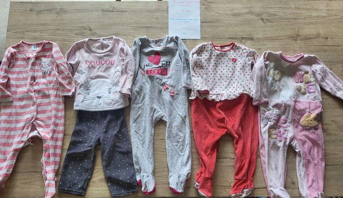 5 pyjamas / grenouillère hiver fille 18 mois