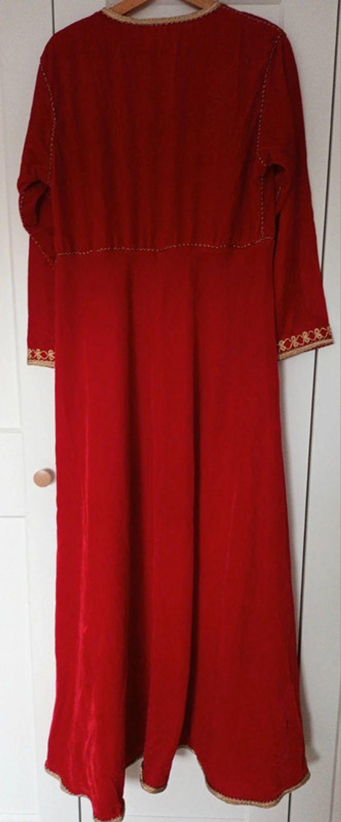 Caftan velours rouge - photo numéro 3