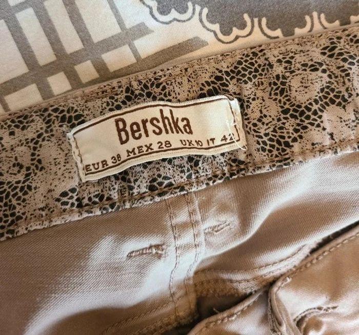 Pantalon beige Bershka 38 - photo numéro 4