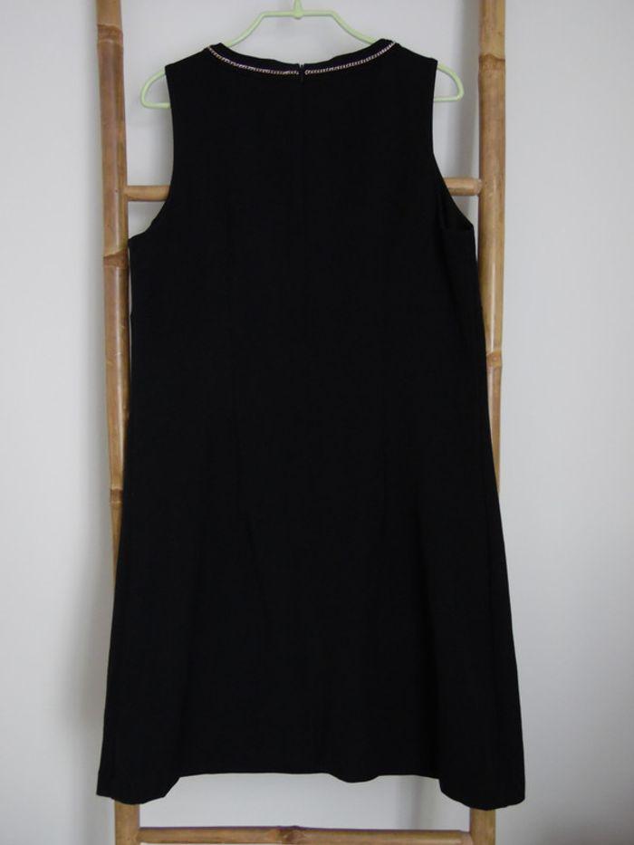 Jolie robe noire, taille 44. - photo numéro 4