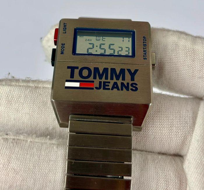 Montre Tommy jean - photo numéro 2