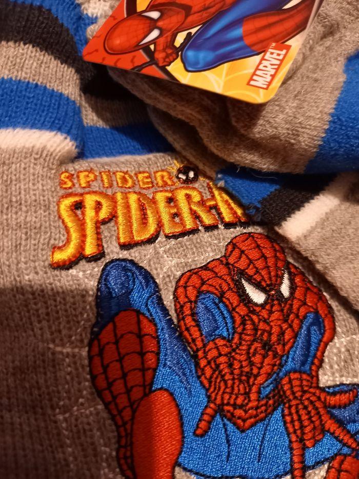 Bonnet et gants gris spiderman - photo numéro 2