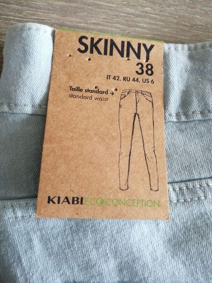 Jean Skinny taille 38 - photo numéro 2