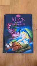 Livre Disney Alice au pays des merveilles