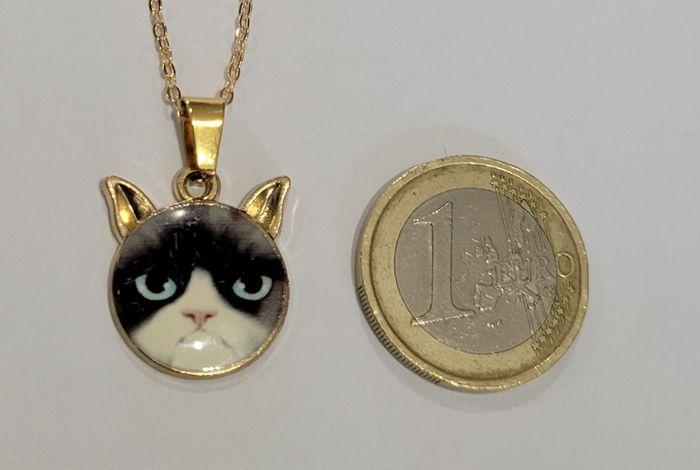 COLLIER TETE CHAT QUI BOUDE DORE ! NEUF ! - photo numéro 3