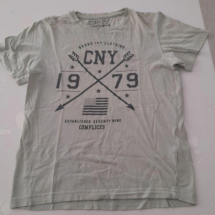 T shirt complices 14 ans en très bon état - photo numéro 1