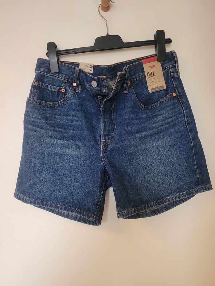 Short Levi's taille 42. Neuf avec étiquette - photo numéro 4