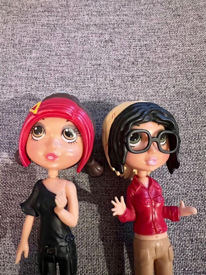 Lot de 2 figurines poupées Bratz jouets fille 13cm - photo numéro 6