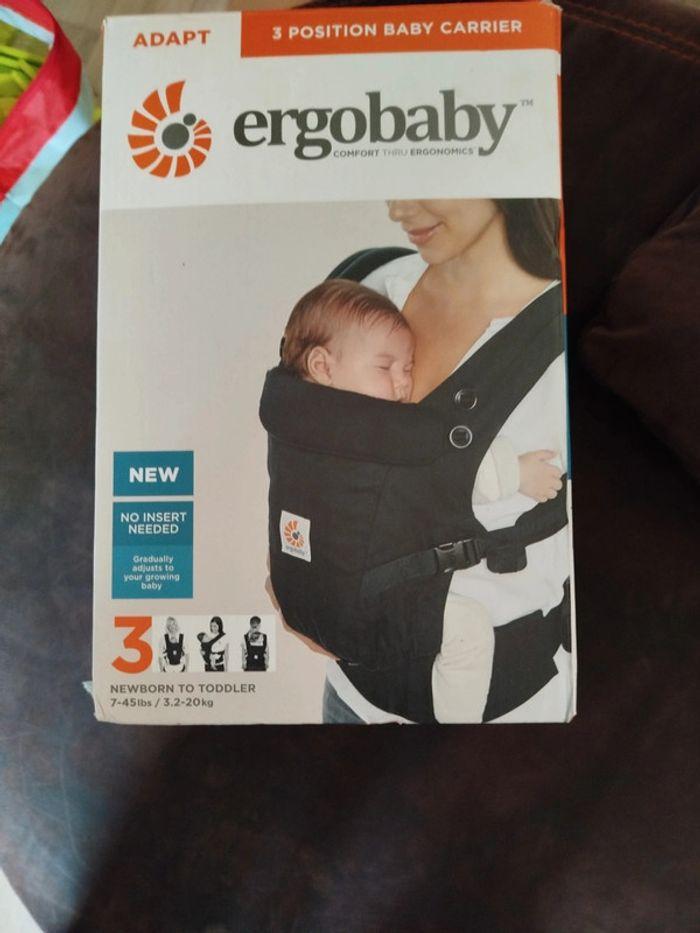 Porte bébé 3 position - ergobaby adapt - photo numéro 2