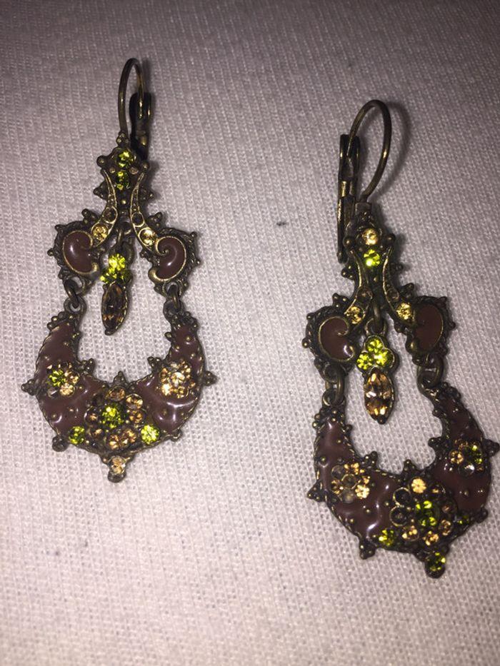 Boucles d’oreilles fantaisie - photo numéro 1