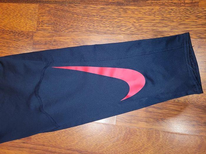 Pantalon survêtement nike - photo numéro 2