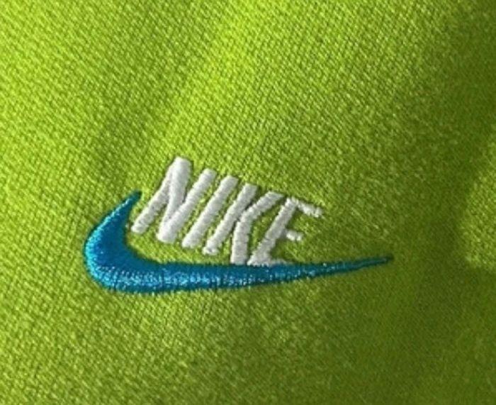 Sweat Nike taille XXL neuf avec étiquette - photo numéro 4