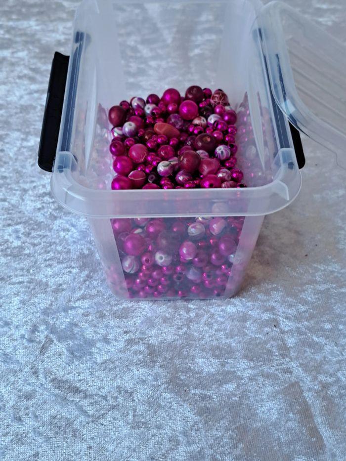 Perles fuchsia - photo numéro 4