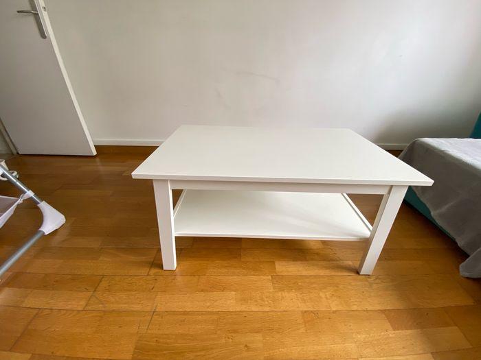 Table basse blanche IKEA - photo numéro 5