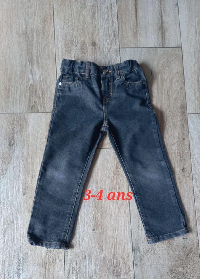 Jeans 3-4 ans - photo numéro 1