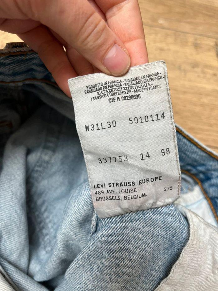 Jean Levis troué, coupe 501 droite, taille W31 L30 soit S - photo numéro 4