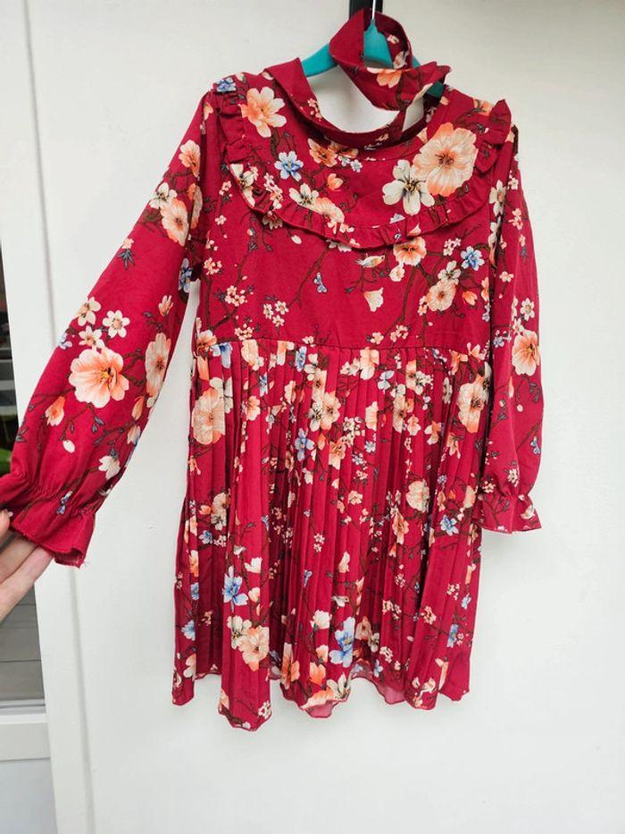 Robe rouge/bordeaux à fleurs 120cm - photo numéro 1