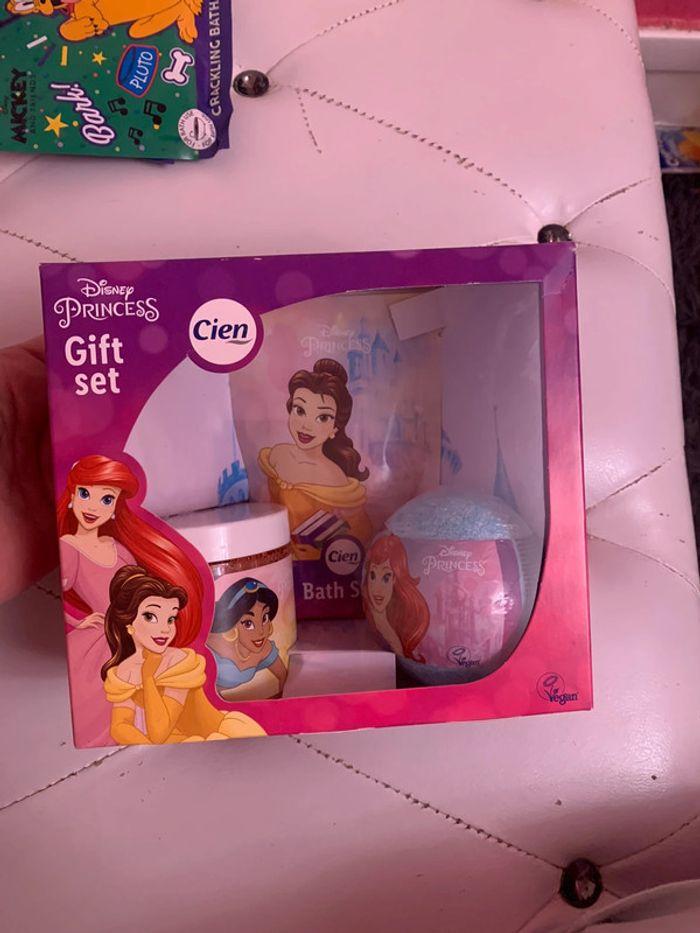 Coffret cosmétiques Disney princesse - photo numéro 3