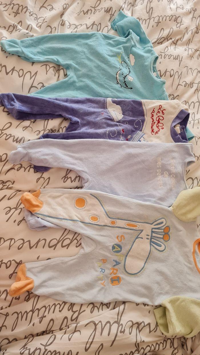 Lot de 4 pyjamas - photo numéro 2