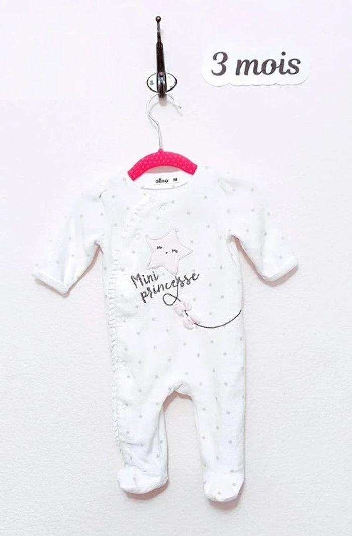 Pyjamas bébé fille taille 3 mois - photo numéro 1