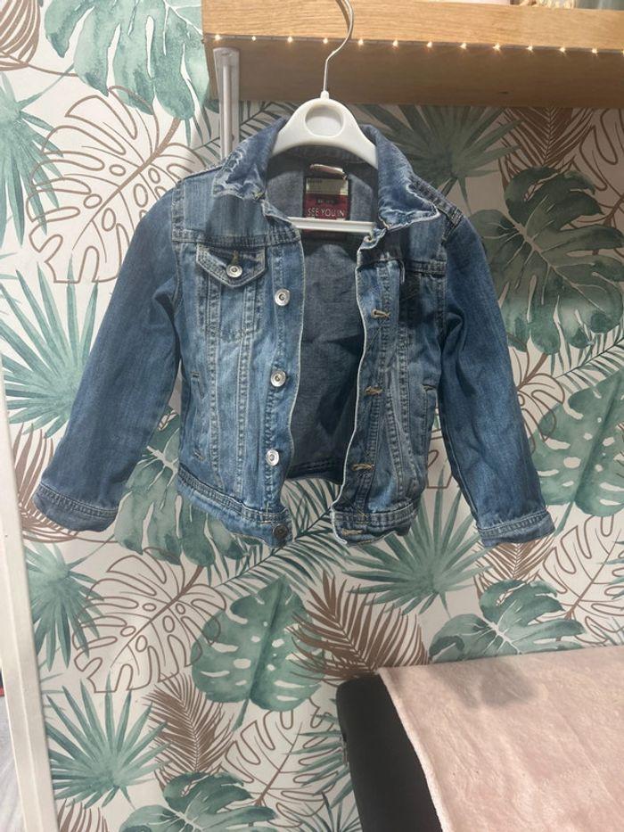 Veste en jean tape à l œil - photo numéro 1