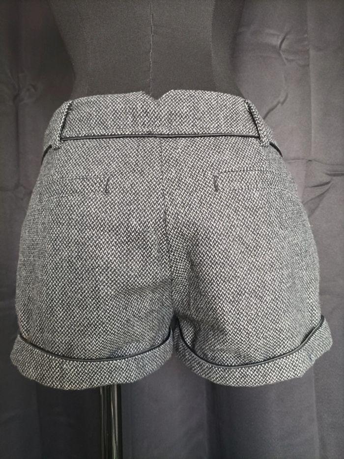 Short Mim taille 34 - photo numéro 4