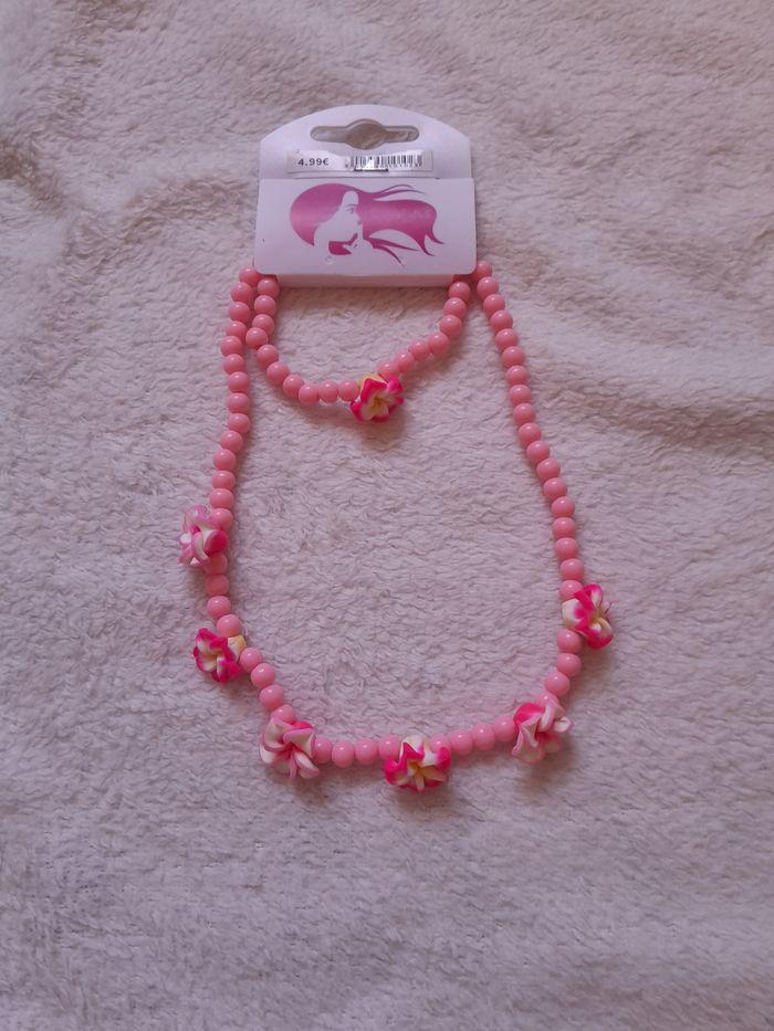 Collier fantaisie avec bracelet enfant Neuf - photo numéro 1