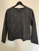 Pull col V gris avec strass