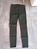 Pantalon neuf taille 36 kaki