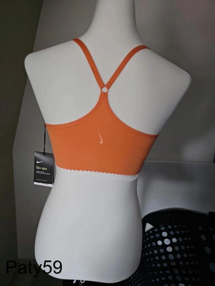 Brassière Nike XS corail/orange - photo numéro 2