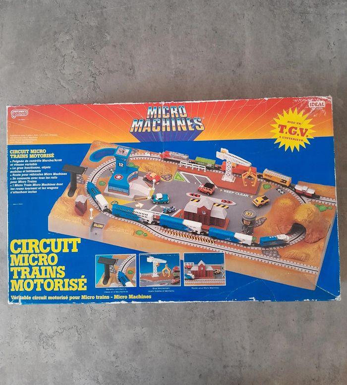 Circuit micro trains T.G.V motorisé Micro Machines vintage - photo numéro 6