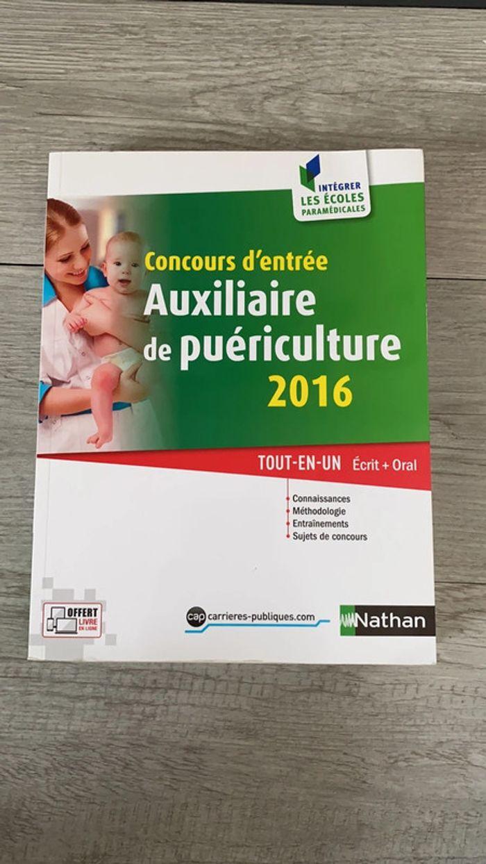 Livre "concours d'entrée auxiliaire de puériculture" - photo numéro 1