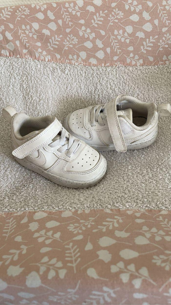 Chaussure bébé - photo numéro 1