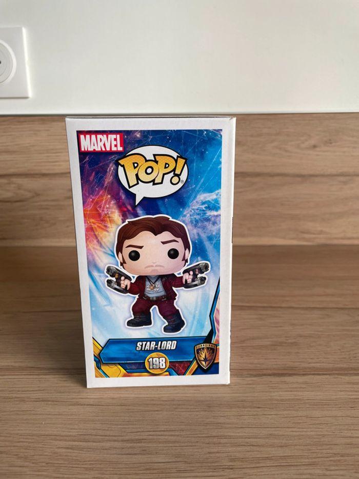 Figurine Funko Pop Gardiens de la Galaxie Vol. 2/Guardians of the Galaxy Vol.2: StarLord Chase 198 - photo numéro 4