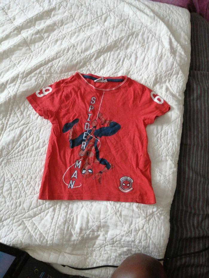 T- shirt spiderman marvel 6 ans - photo numéro 1